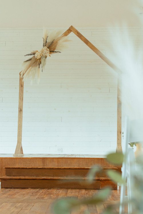 Arches + Decor